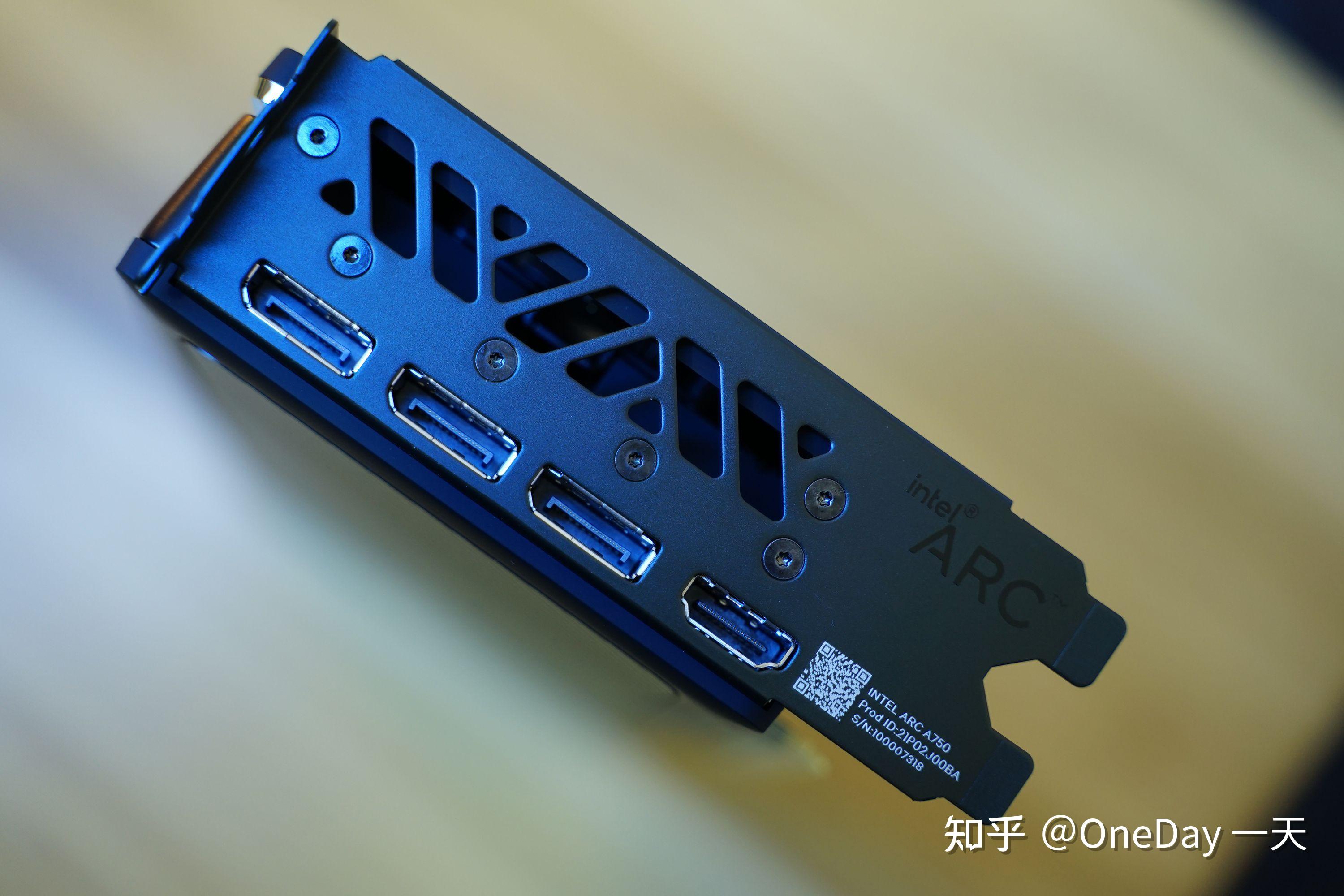 影驰GTX550 VGA插口兼容性及设置方法：应对陈旧设备的链接技巧