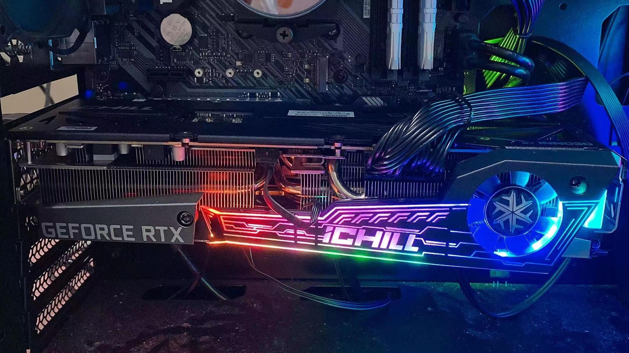 gtx980ti冰龙_970冰龙和烈焰战神_gtx980烈焰冰龙