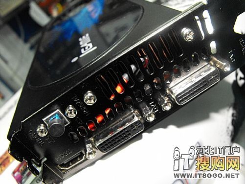gtx960显卡dvi接口_显卡接口坏了能修吗_显卡接口有几种