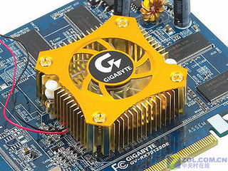七彩虹1050灵动鲨2g_七彩虹gtx1050_七彩虹1050ti4g显卡