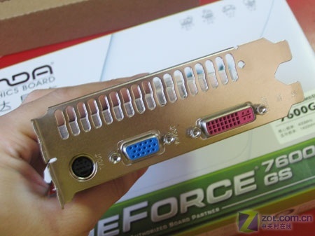 gtx580可以换非公版散热吗_1080公版换散热器_公版显卡改非公版散热器