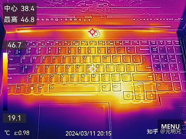 华硕GTX970显卡公版与非公版对比评测：性能差异与购买建议全解析