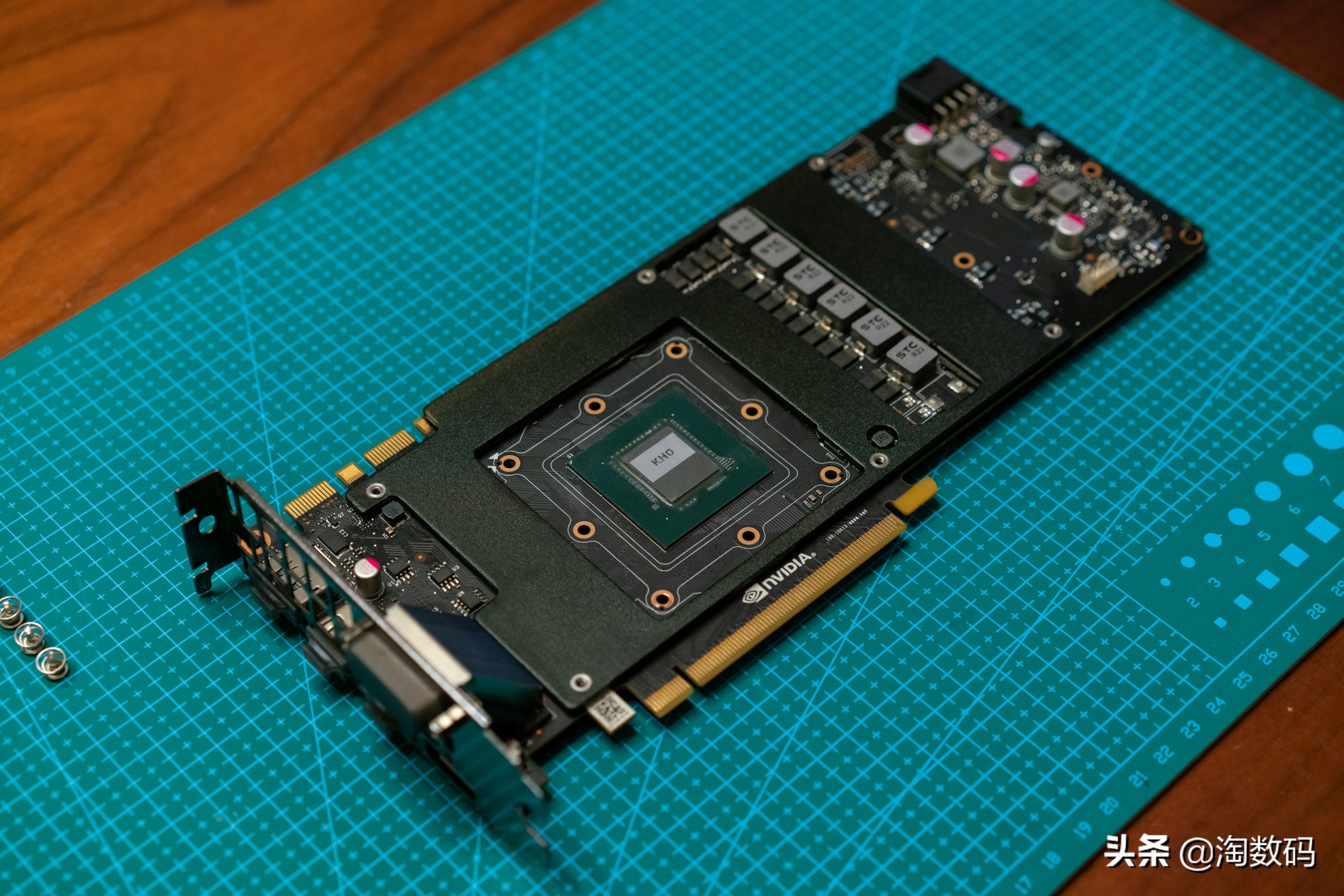 英伟达gtx1070_拆解英伟达h200_英伟达GTX1070拆解